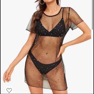 Cute gold star beach cover up! New out of packaging. Purchased but never wore.